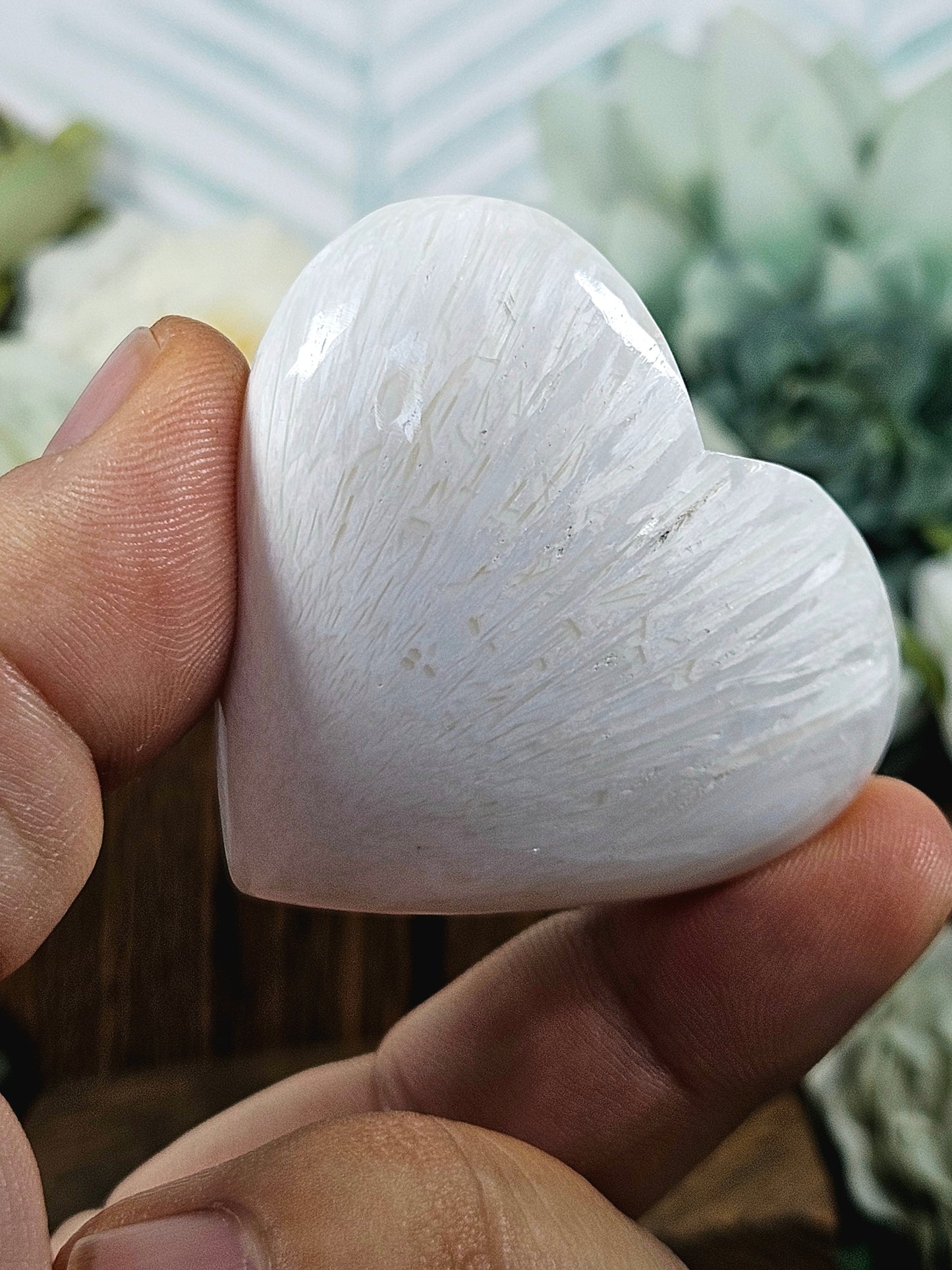Scolecite Heart